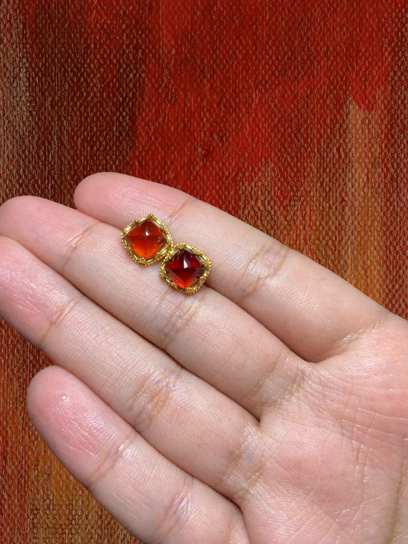 Aretes Granate Rojo Sugarloaf