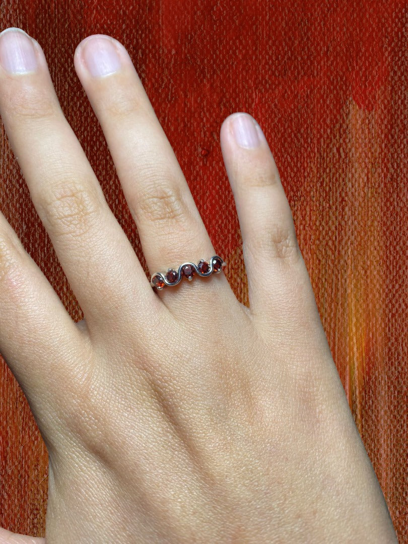 Anillo Banda Granate