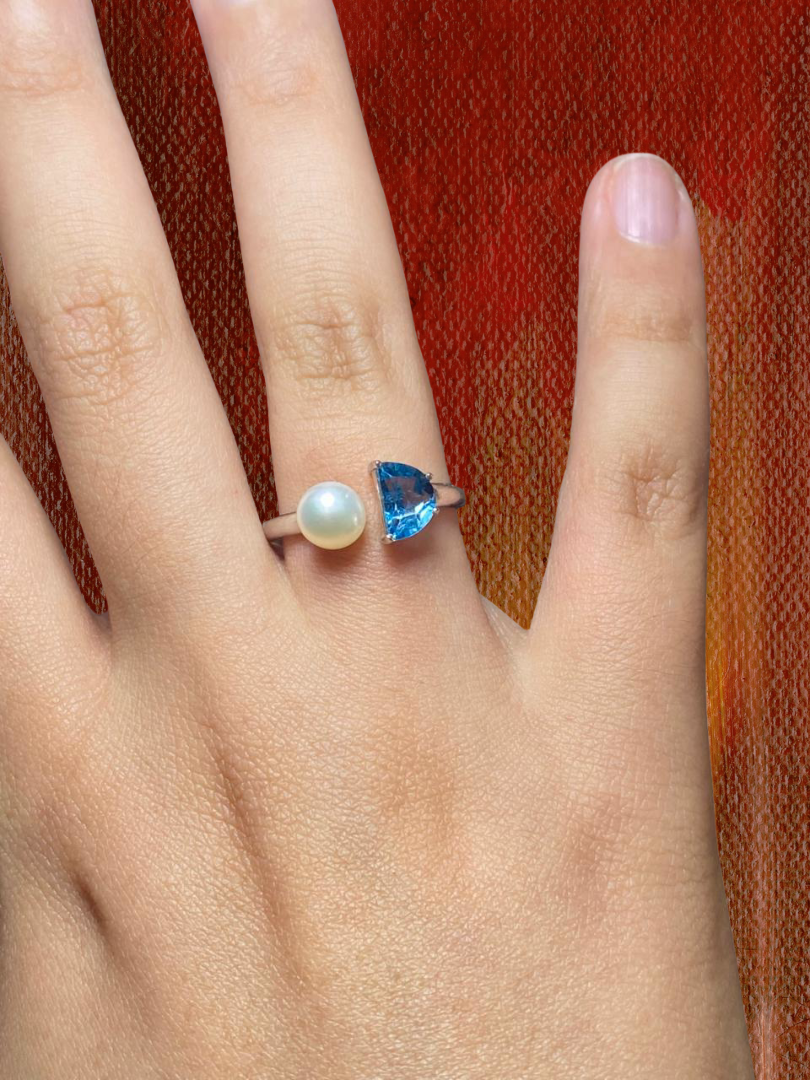 Anillo Topacio Azul y Perla