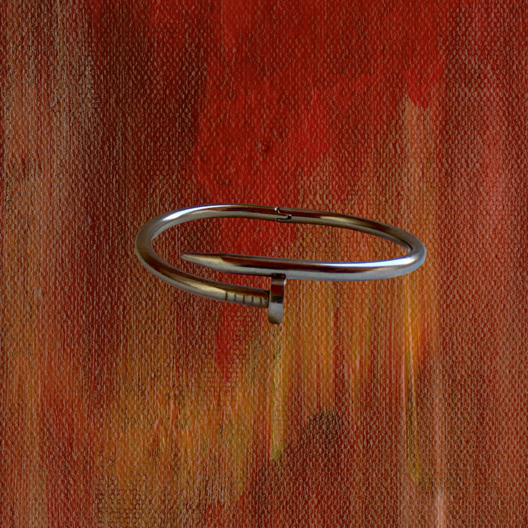 Brazalete Clavo Plateado