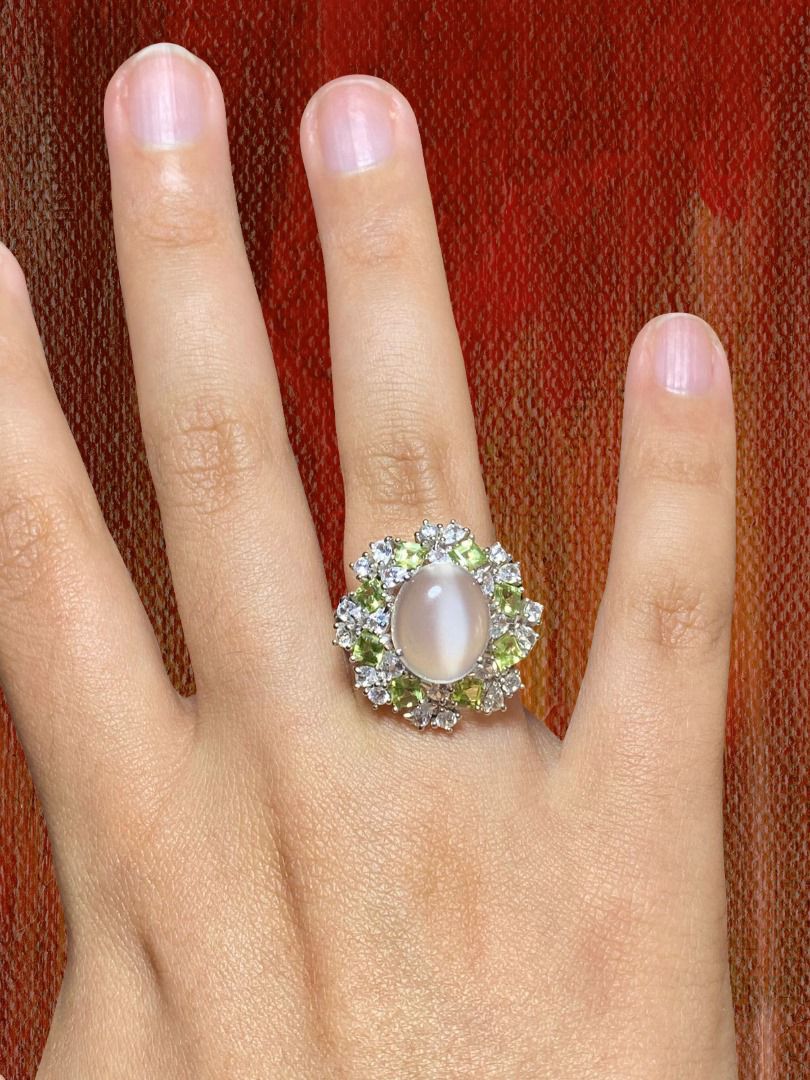 Anillo Piedra de Luna Ojo de Gato con Peridoto