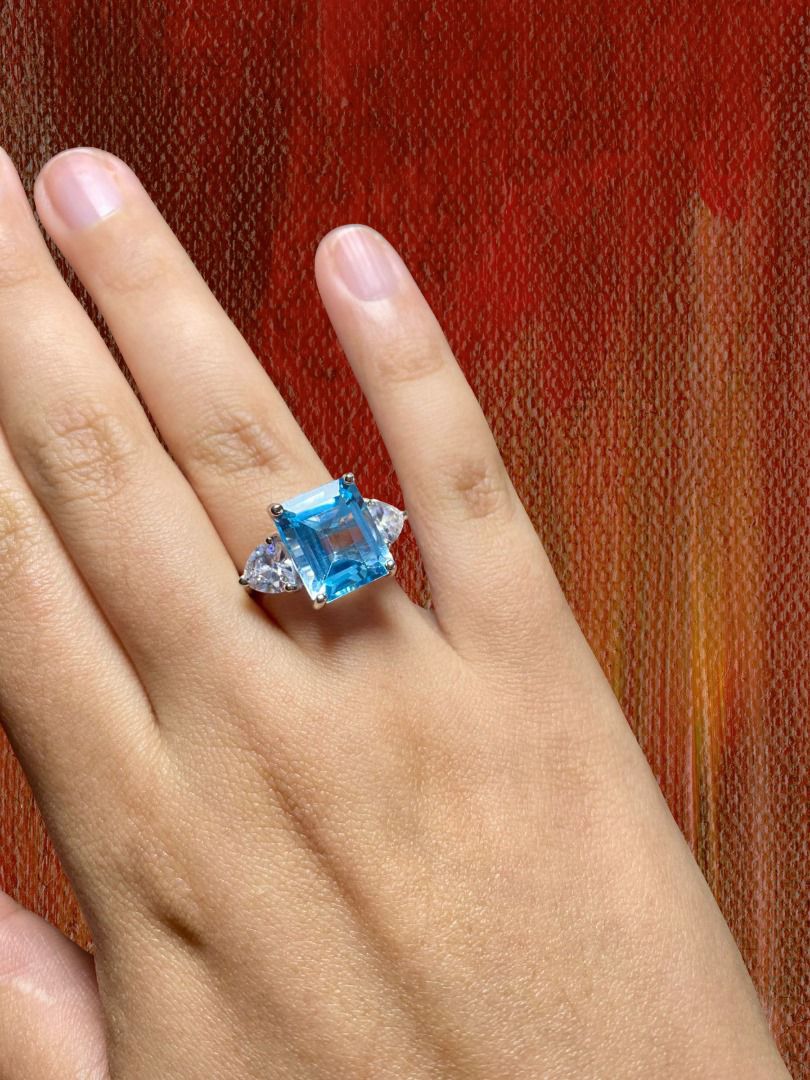 Anillo Topacio Azul