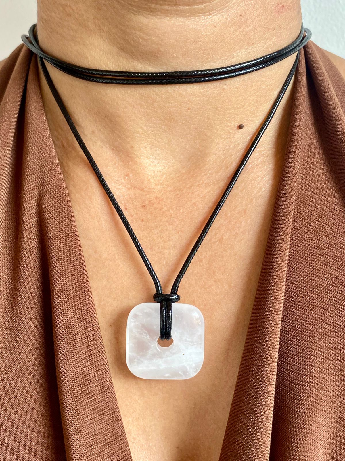 Collar Dona Cuadrada