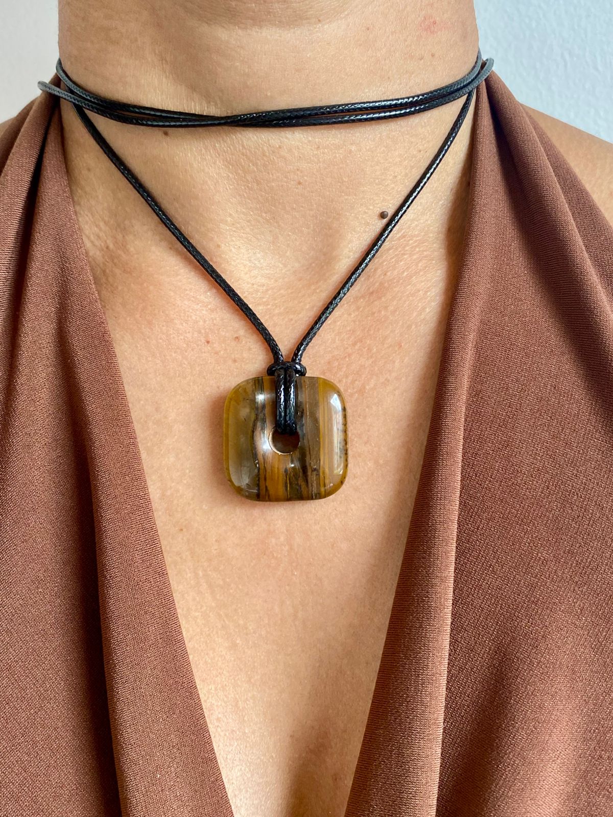 Collar Dona Cuadrada