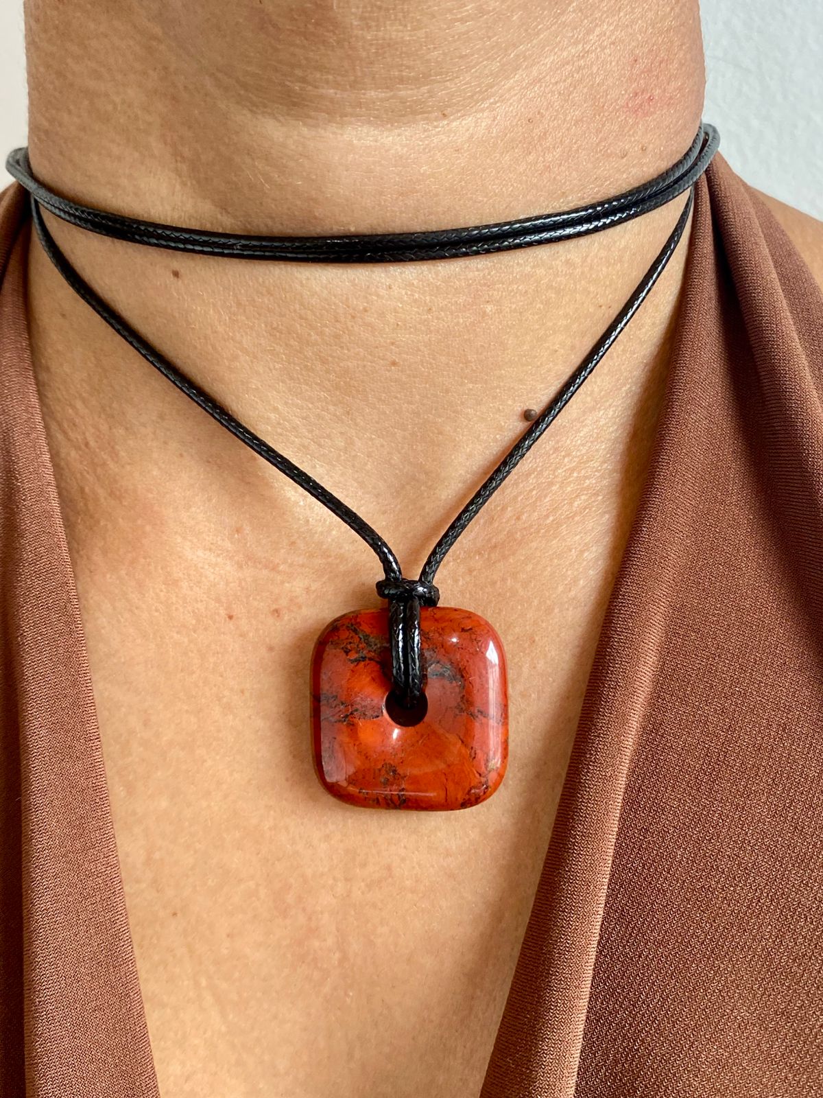 Collar Dona Cuadrada