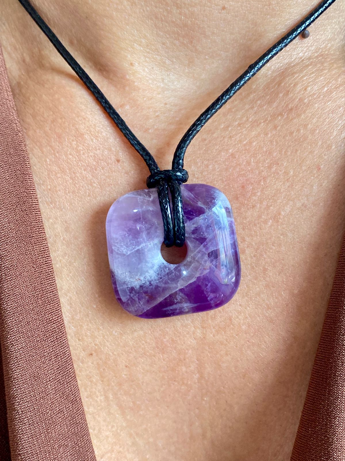 Collar Dona Cuadrada