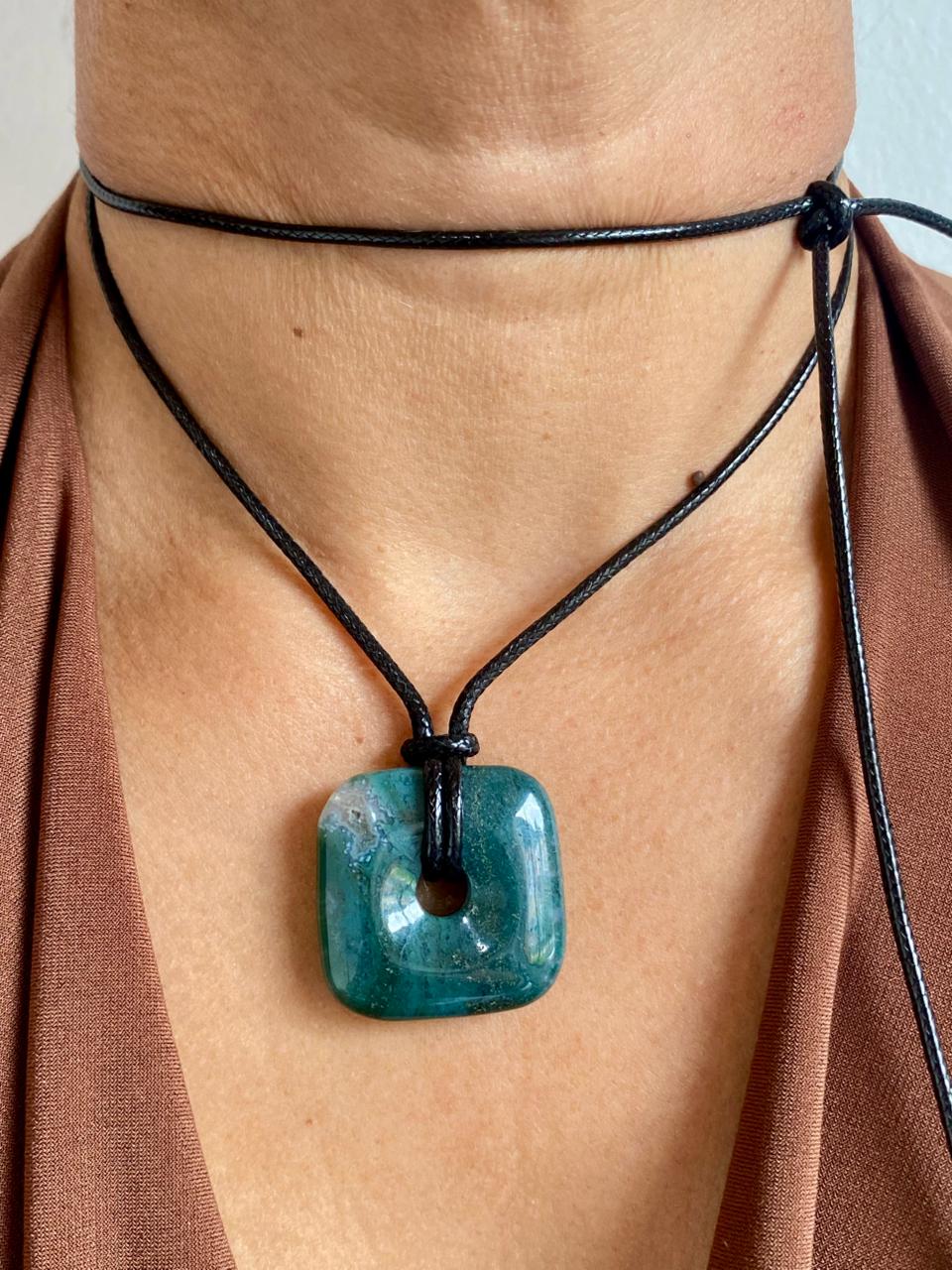 Collar Dona Cuadrada