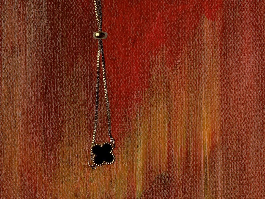 Pulsera Trebol Negra